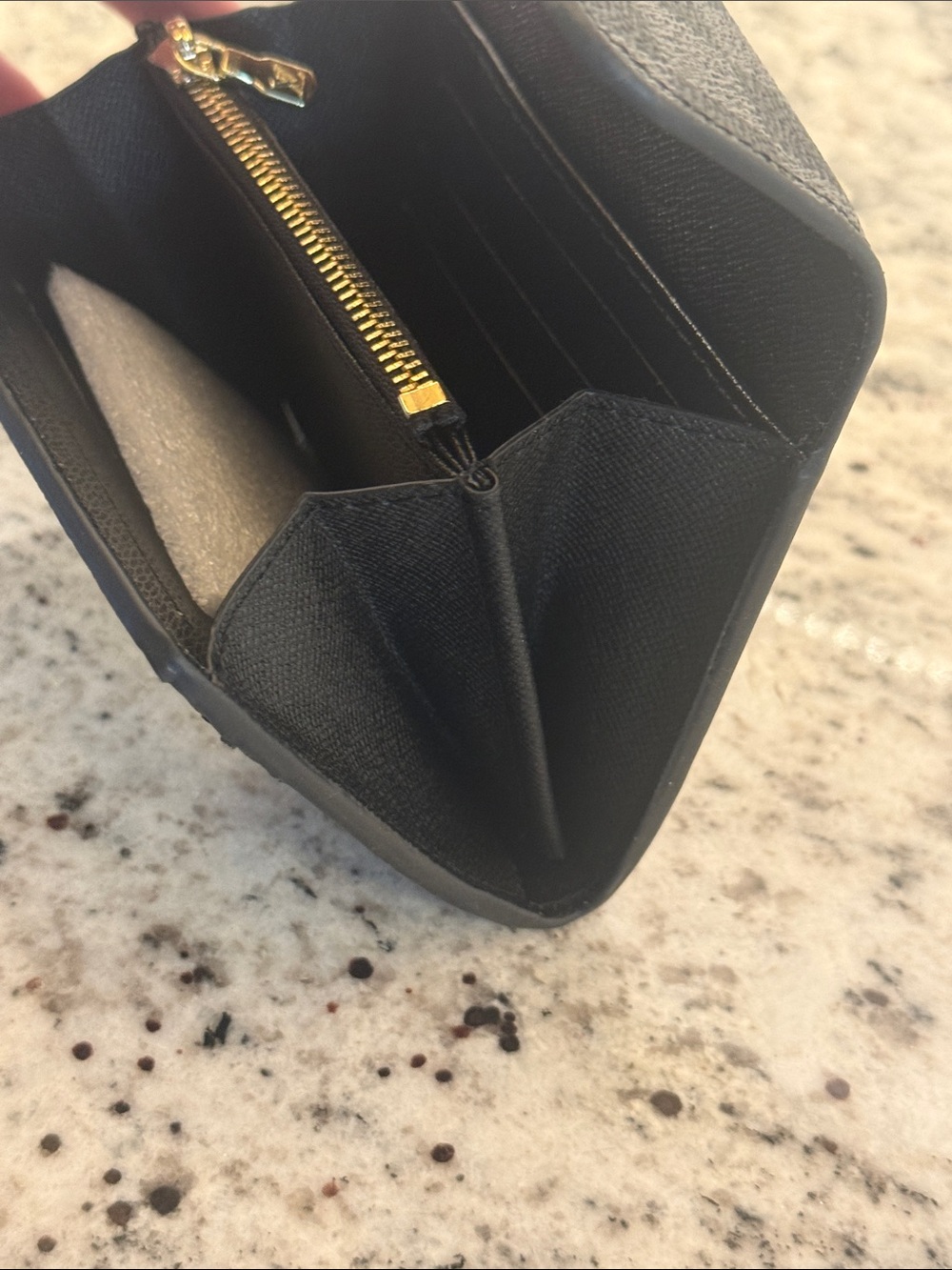 Wallet - Picture 8 of 10